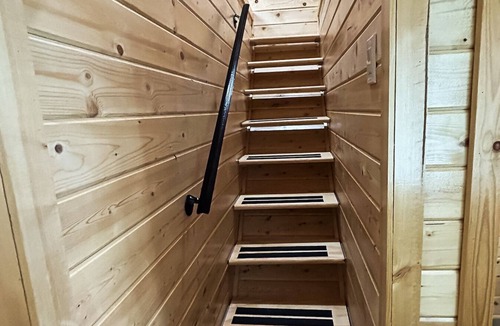 Rexburg Cabin | Welcome to Tiny Home Luxury! Fully Stocked - Sleeps 8