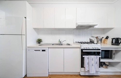 Waterloo House | Welcome to Waterloo A Well connected Parkside Stay