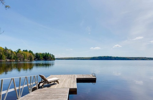 Huntsville House | Welcome to Waters Edge A Beautiful Family Escape