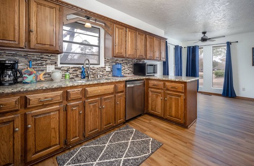 Norman House | Welcome to your backyard Oasis, right next to OU. Boomer Sooner!