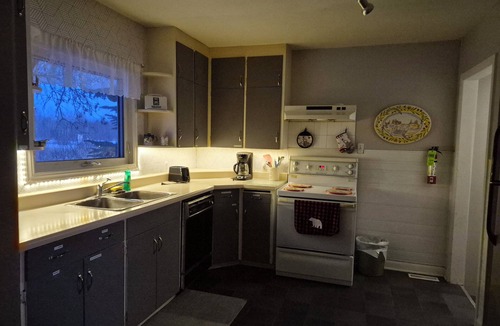 Oakbank Cottage | Welcome to your quiet retreat. Family friendly