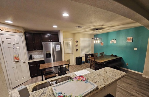 West San Antonio House | Welcome to your home base for BMT graduations, SeaWorld adventures and more!
