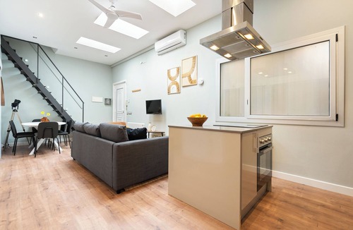 La Sagrada Familia Apartment | Welcome to your stylish retreat in the heart of Barcelona!