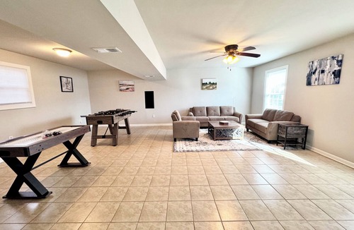 Thornburg House | Welcome Home