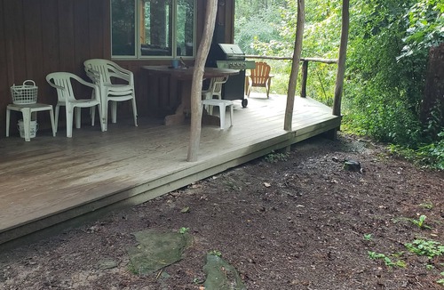 Town of Jerusalem Cabin | WELCOME! WE ARE PET FRIENDLY.