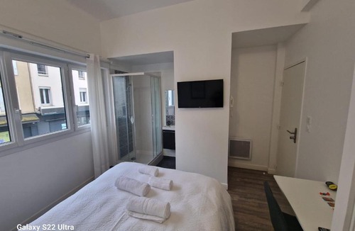 Agen Apartment | WelcomeAgen * Suite Paris * Wifi * Hypercentre