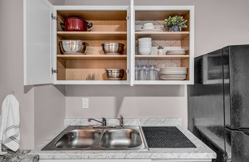 Indianapolis House | Welcoming 3-bedroom house 2 blocks from UIndy& close to downtown