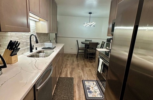Lynwood Condo | Welcoming 3-bedroom condo in charming Lynwood