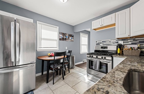 Oak Park House | Welcoming 3-bedroom home in Oak Park