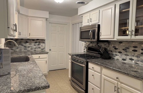 Webster Crossing House | Welcoming 3-bedroom house in Webster