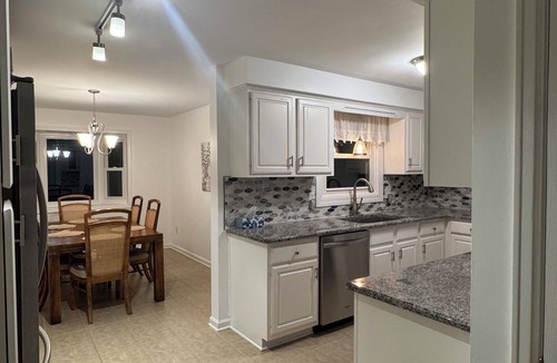 Webster Crossing House | Welcoming 3-bedroom house in Webster