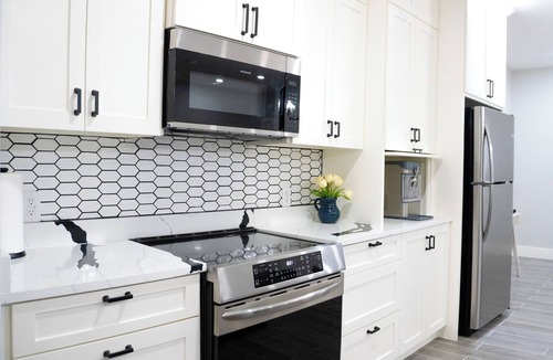 Ferris House | Welcoming 3-bedroom house with AC in charming Ferris