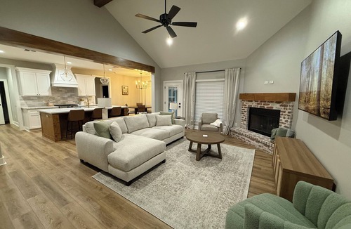 Oakland House | Welcoming 3-bedroom house in charming Weimar