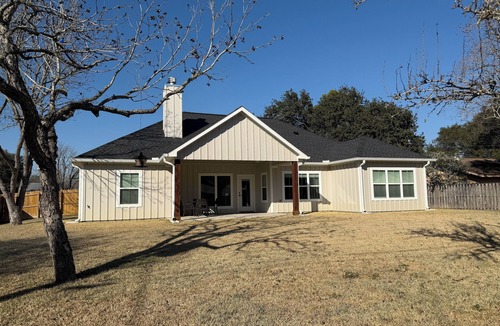 Oakland House | Welcoming 3-bedroom house in charming Weimar