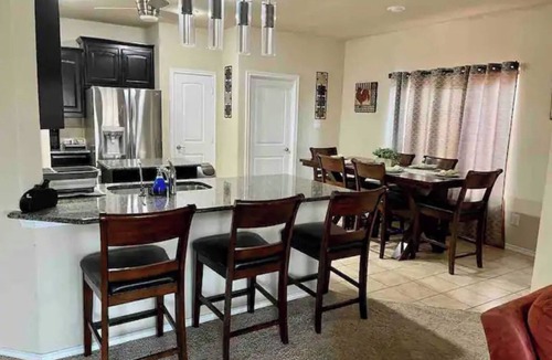 Fossil Creek House | Welcoming and Spacious Residence 4 Bedrooms 3 Bath