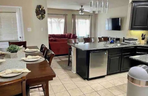 Fossil Creek House | Welcoming and Spacious Residence 4 Bedrooms 3 Bath