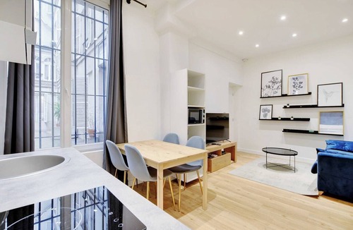 Quartier du Faubourg-Montmartre Apartment | Welcoming apartment - 1BR/4P - Grands Boulevards