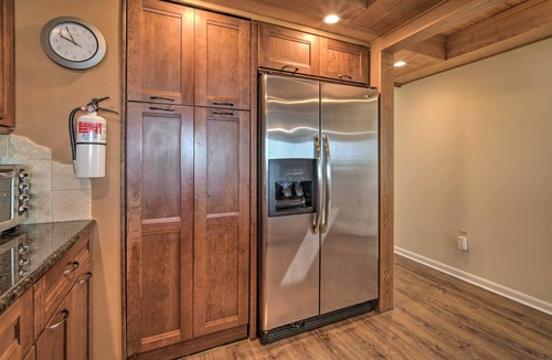 Southend Condo | Welcoming Brigantine Condo w/Ocean Views!