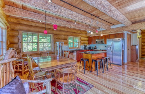 Camano Island Cabin | Welcoming cabin with WiFi, cable, full kitchen, decks & BBQ