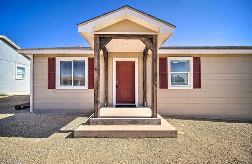 Carlsbad House | Welcoming Carlsbad Home Near Parks & Town!