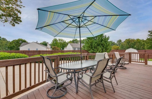 Norcross House | Welcoming Norcross Cottage w/Deck + Shared Grill!