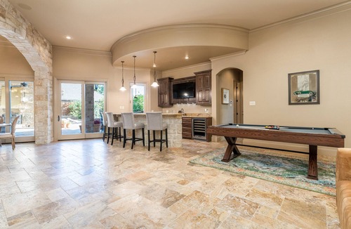 Lubbock House | Well Appointed and Spacious, Best of Lubbock/Pool+Hot Tub/Gym!
