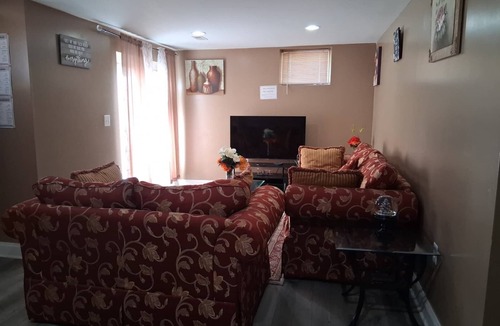West Fairfax Apartment | Well-appointed basement in downtown Culpeper.