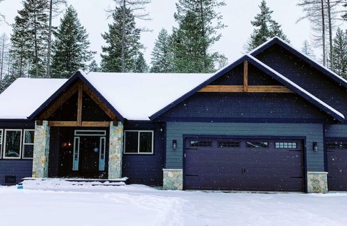 Columbia Falls House | Well-appointed NETFLIX featured vacation family home surrounded by timbers.