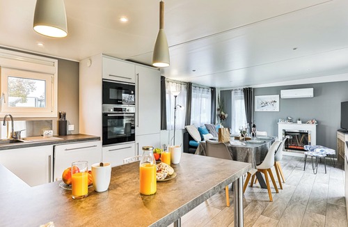 Sainte-Foy Cottage | Well-being stay with breathtaking lake view*Swimming pool*Sauna*Fitness*Sea view