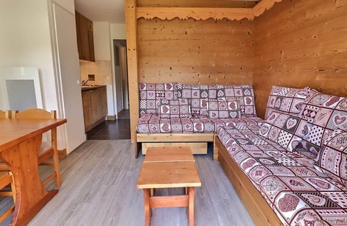 Meribel-Mottaret Apartment | Well-located apartment, ski-in/ski-out, pets allowed
