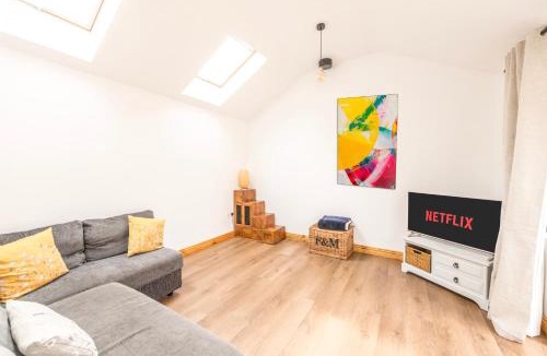 Tickenham House | Well-located countryside cottage