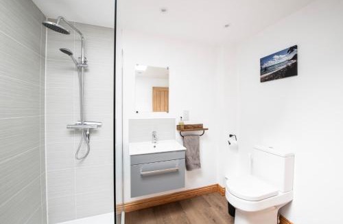 Tickenham House | Well-located countryside cottage