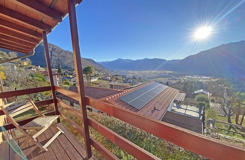 Brione sopra Minusio House | Well-maintained detached house on a sunny slope with magnificent panoramic views