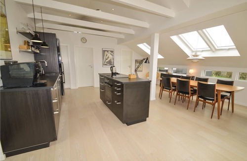 Bog By House | Well maintained vacation home on Bogø.
