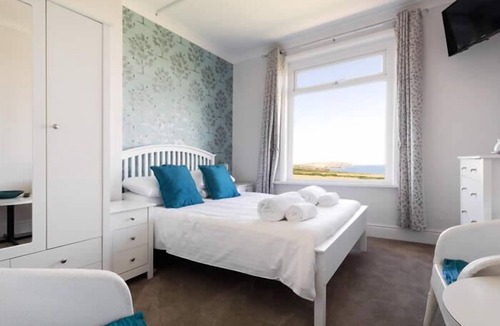 Trevone Bed & Breakfast | Well Parc Hotel