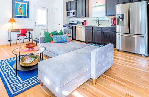 Highland House | Well-stocked, Free Parking, Perfect to Visit Family