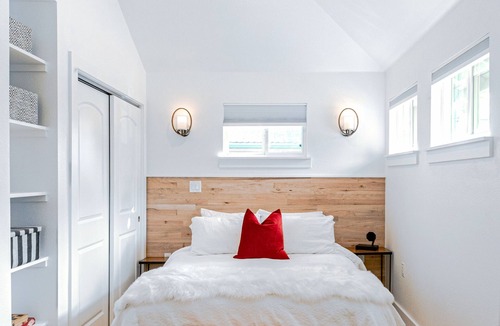 Highland House | Well-stocked, Free Parking, Perfect to Visit Family