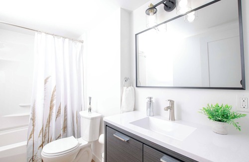 Welland Apartment | Welland Mid-Term Escape