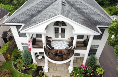 Old Town Historic District Bed & Breakfast | Wellington House Bed and Breakfast