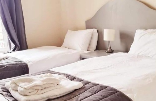 Seaford Hotel | Wellington Hotel