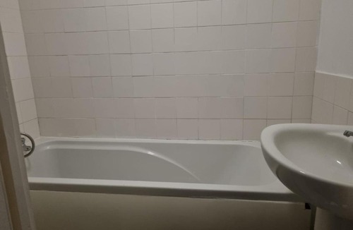 Gravesend House | Wellington L