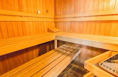 Wells Hotel | Wellington Manor 234