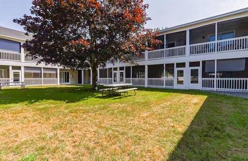 Wells Hotel | Wellington Manor 234