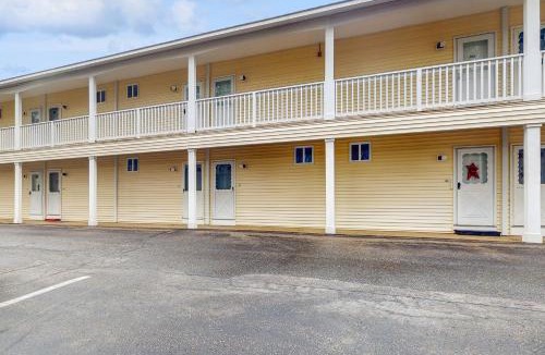 Wells Hotel | Wellington Manor 234