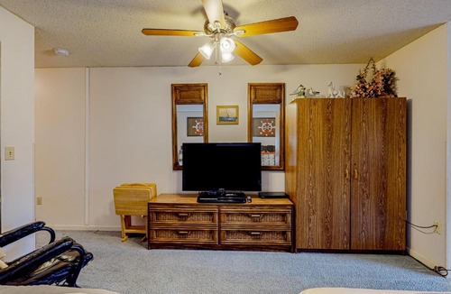 Wells Hotel | Wellington Manor