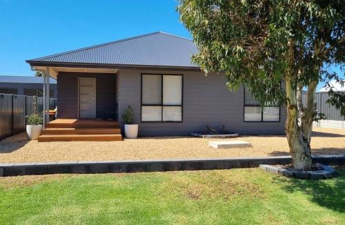 Seymour House | Wellington marina70