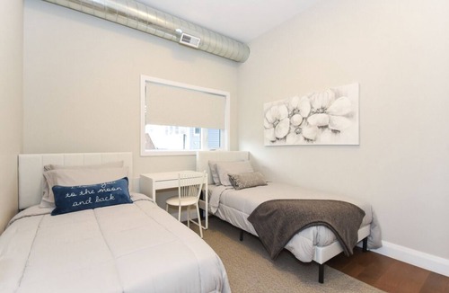 Wellington Village Apartment | Wellington Village (Westboro Ottawa) Industrial Chic