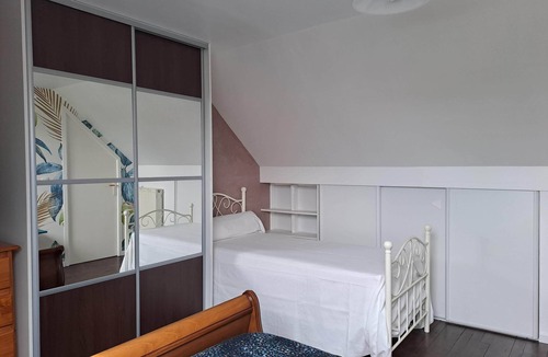 Collegien Bed & Breakfast | Wellness and physiotherapy 3 bdrms 7 pers special Olympic Games and Disneyland