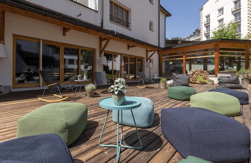 Lenzerheide Apartment | Wellness apartment with pool and terrace