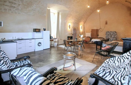 Viviers Apartment | Wellness Cathédrale Loft